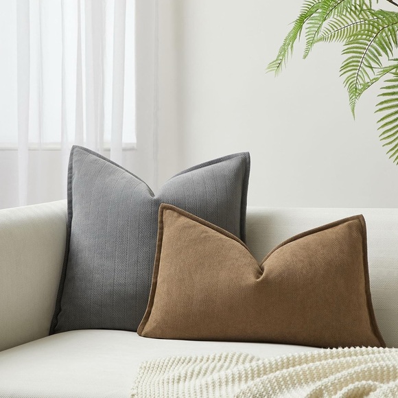 Elegant Brown Accent Pillows - Picture 2 of 3